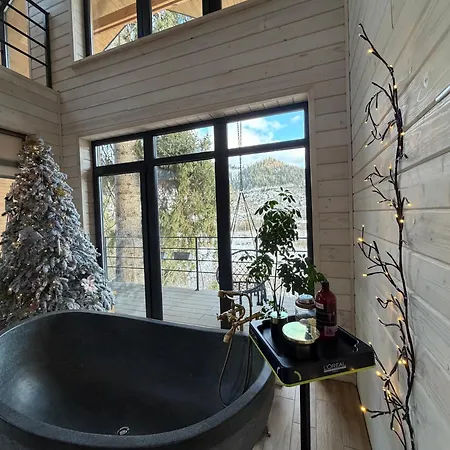 Lodge Luxury *