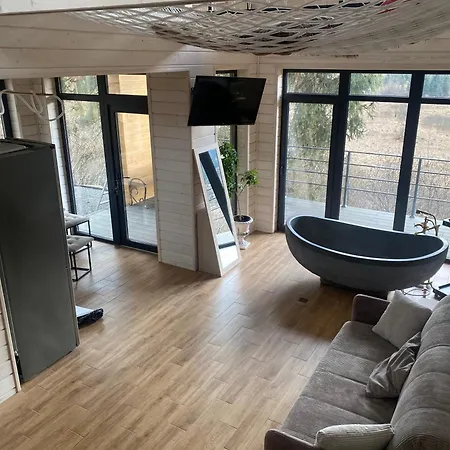 Luxury Lodge