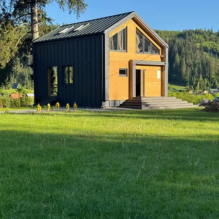 Luxury Lodge *