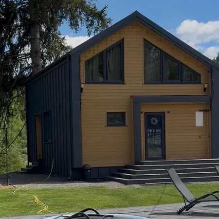 Luxury Lodge
